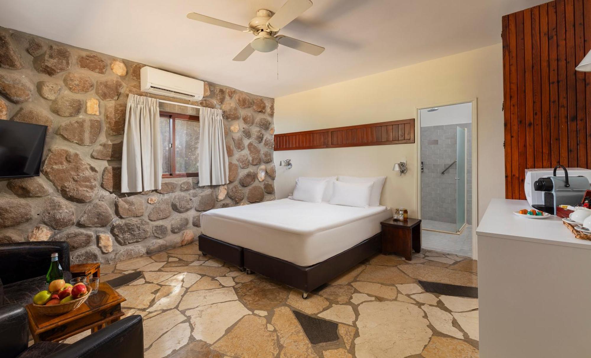 Vered Hagalil Holiday Village Hotel Chorazim Екстериор снимка