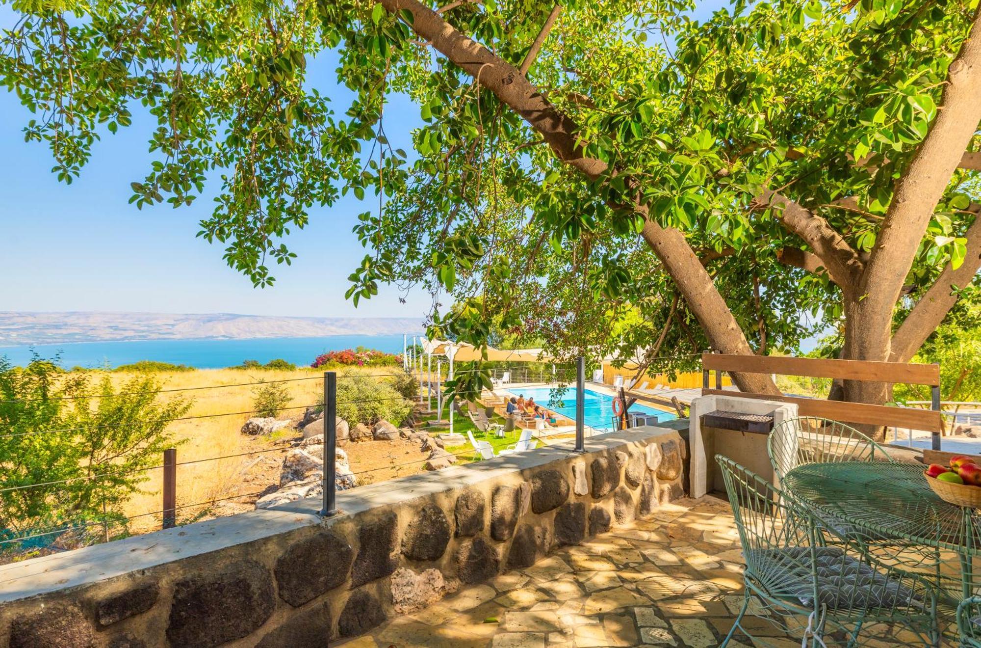 Vered Hagalil Holiday Village Hotel Chorazim Екстериор снимка