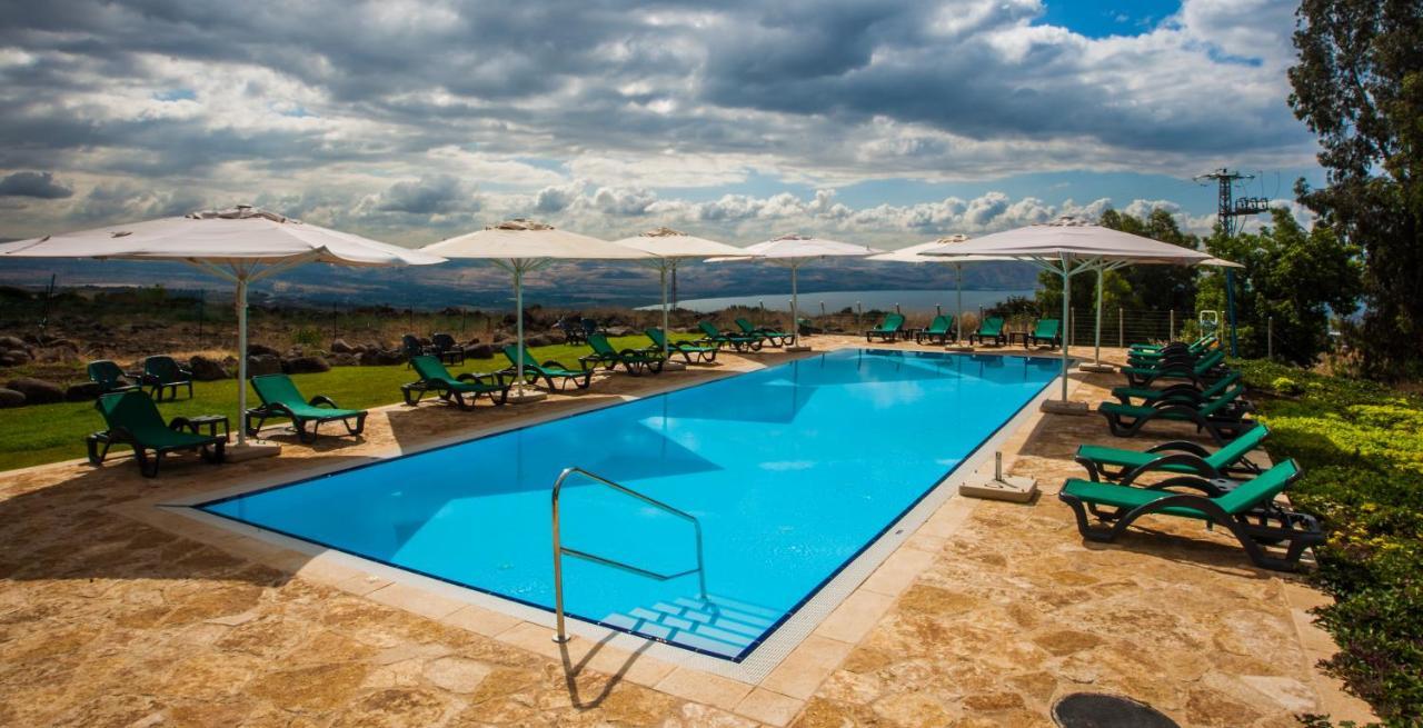 Vered Hagalil Holiday Village Hotel Chorazim Екстериор снимка